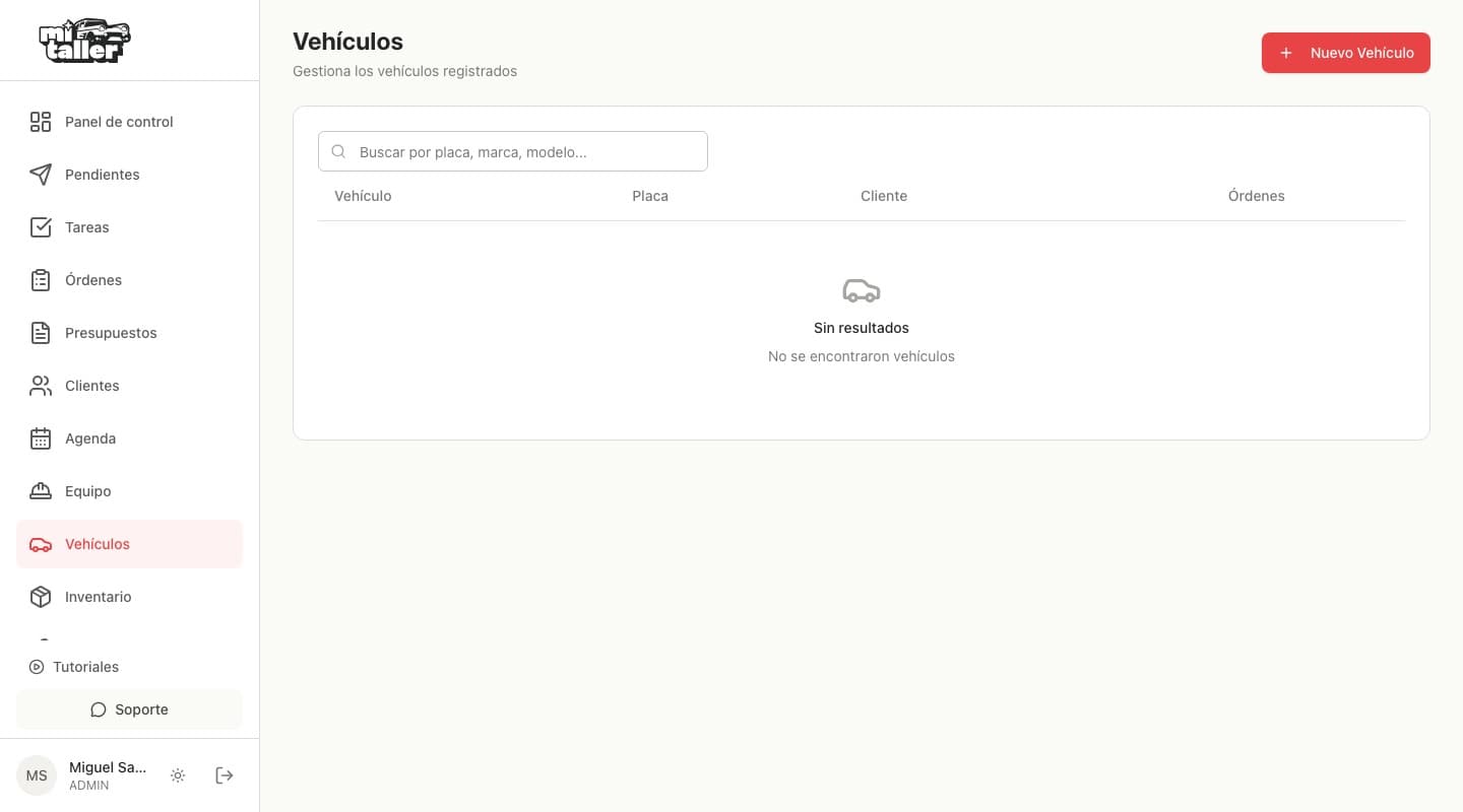 Listado de vehículos vacío con el buscador y el botón Nuevo Vehículo arriba a la derecha